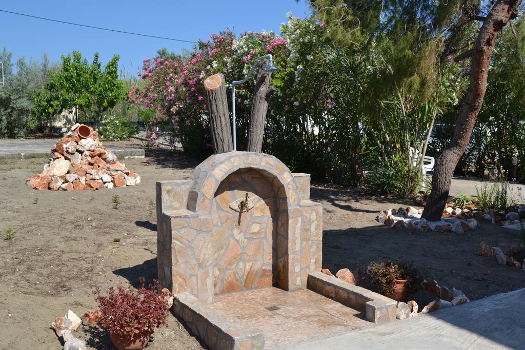 Skyros Koxilas Studios Εξωτερικό φωτογραφία